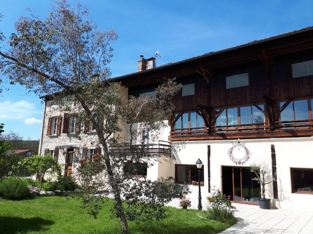 Izeron Chambres D'Hotes La Noyeraie المظهر الخارجي الصورة